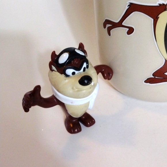 Tasmanian Devil Lot - Picture 2 of 8